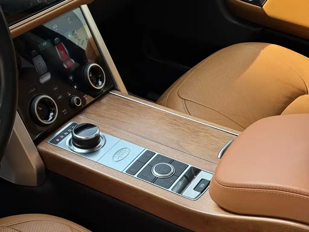 Range Rover 2019 3.0 SC V6 Revered Genesis Extended Edition купить на сайте DeffCars