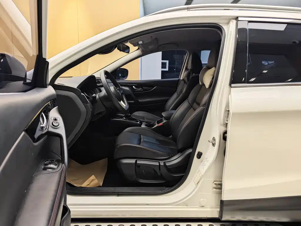 Qashqai 2021 2.0L CVT Smart Edition купить на сайте DeffCars
