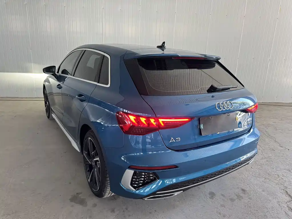 Audi A3 2023 Sportback 35 TFSI stylish and sporty купить на сайте DeffCars