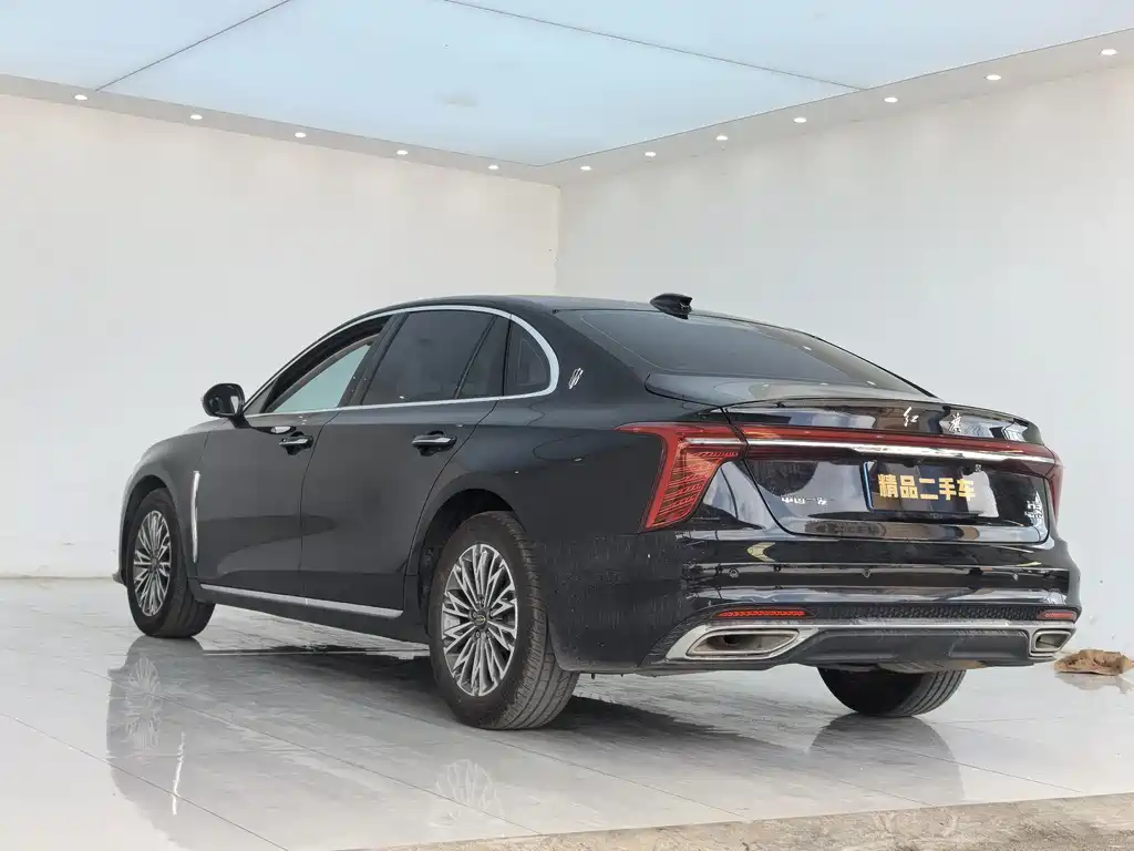 Hongqi H5 2024 1.5T DCT Zhilian Qiyun Edition купить на сайте DeffCars