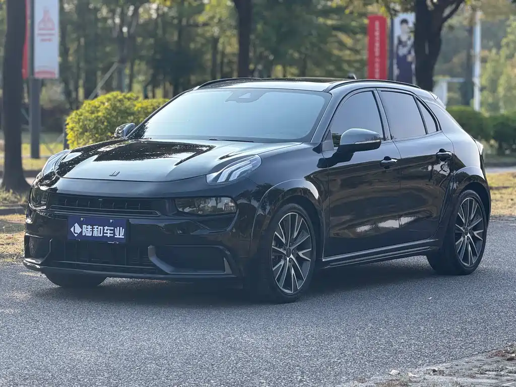 Lynk & Co 02 Hatchback 2022 2.0TD Pro купить на сайте DeffCars