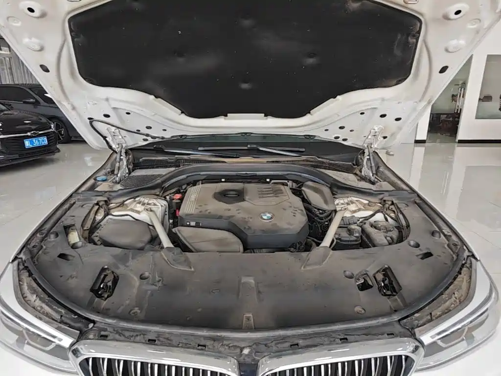 BMW 6 Series GT 2020 630i Luxury Design Package купить на сайте DeffCars