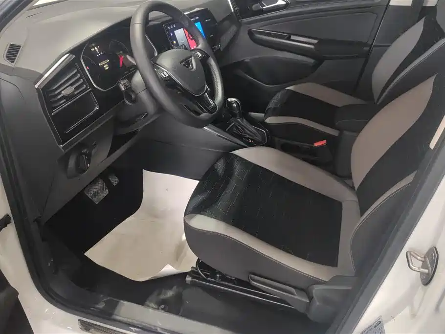 Jetta VS5 2022 280TSI Automatic Pro купить на сайте DeffCars