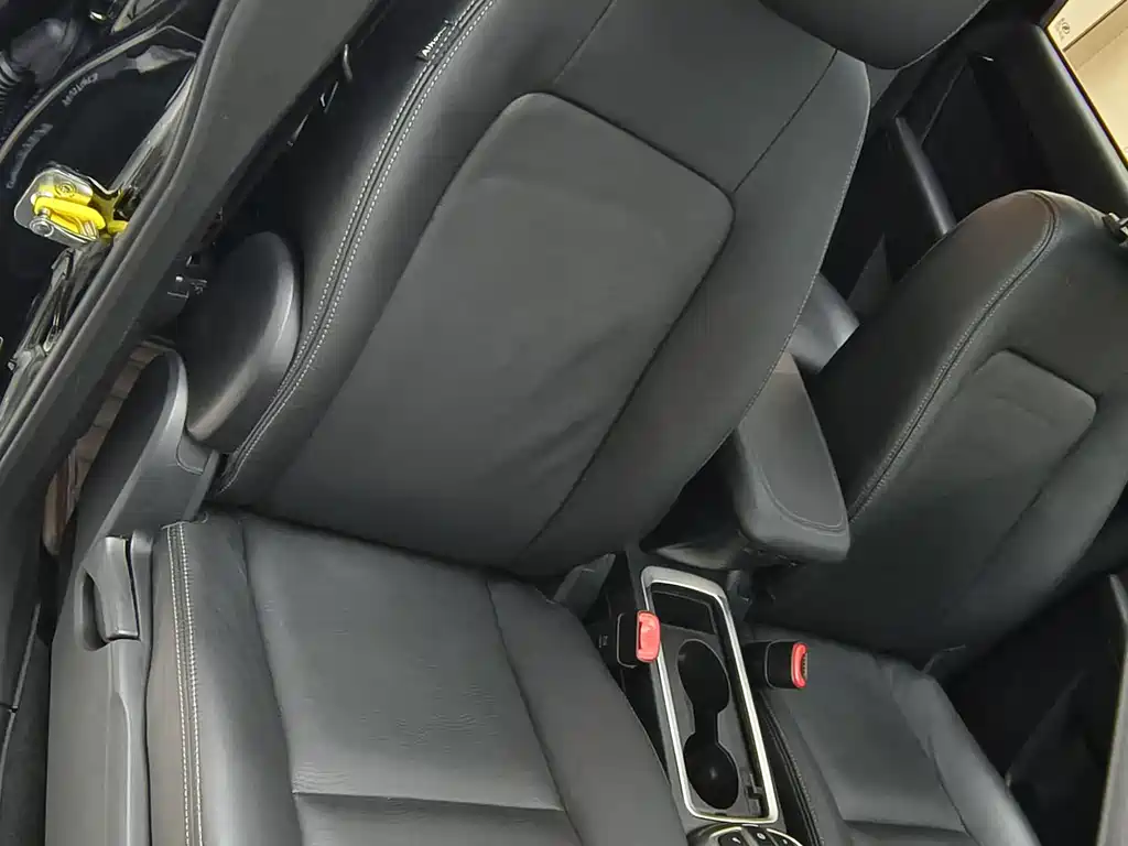 Captiva 2014 2.4L four-wheel drive flagship version 7 seats купить на сайте DeffCars