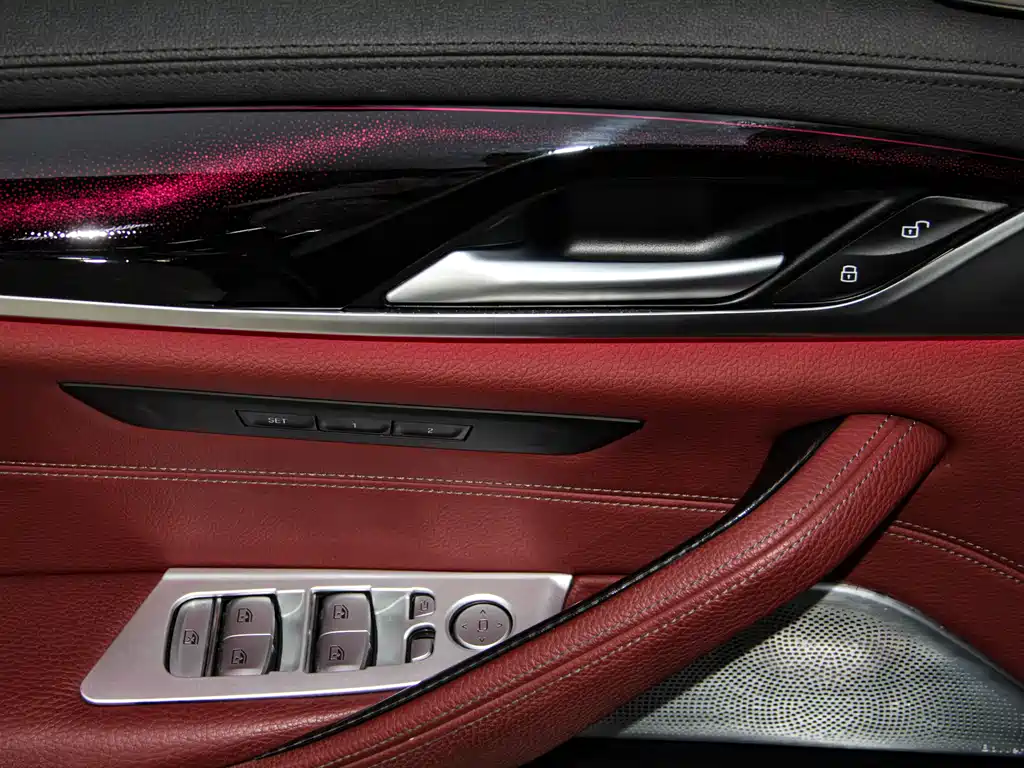 BMW 5 Series 2019 530Li Leading M Sports Package купить на сайте DeffCars