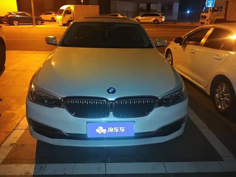 BMW 5 Series 2018 530Li Exclusive Luxury Package купить на сайте DeffCars