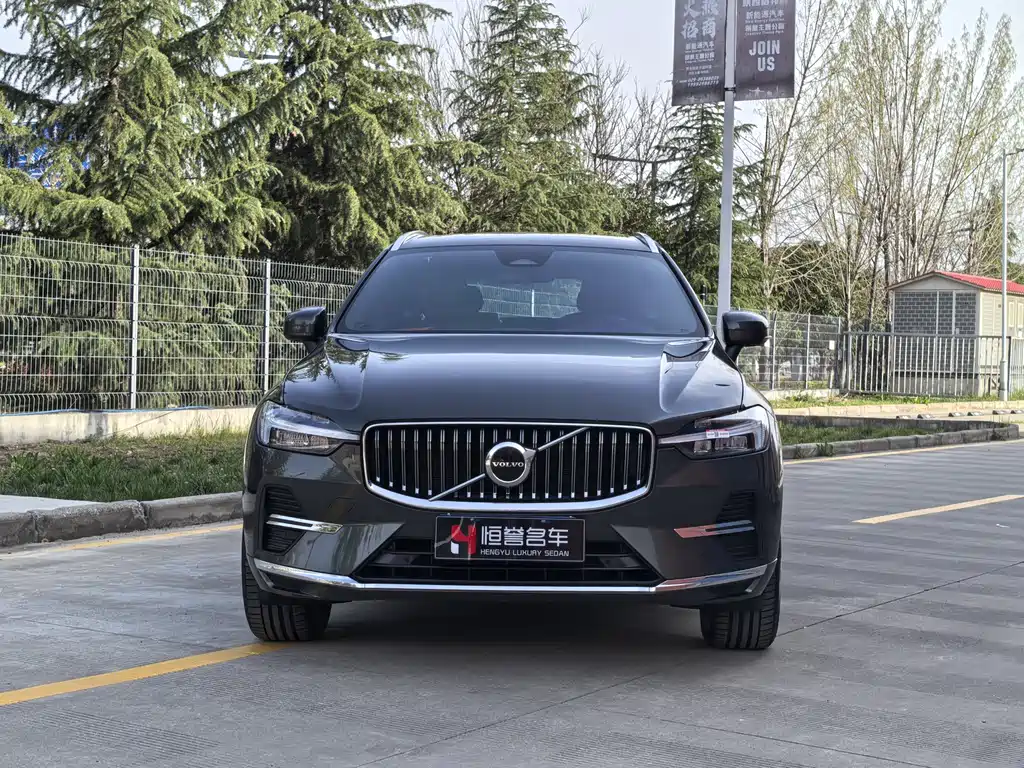 Volvo XC60 2022 B5 four-wheel drive Zhiyi Luxury Edition купить на сайте DeffCars