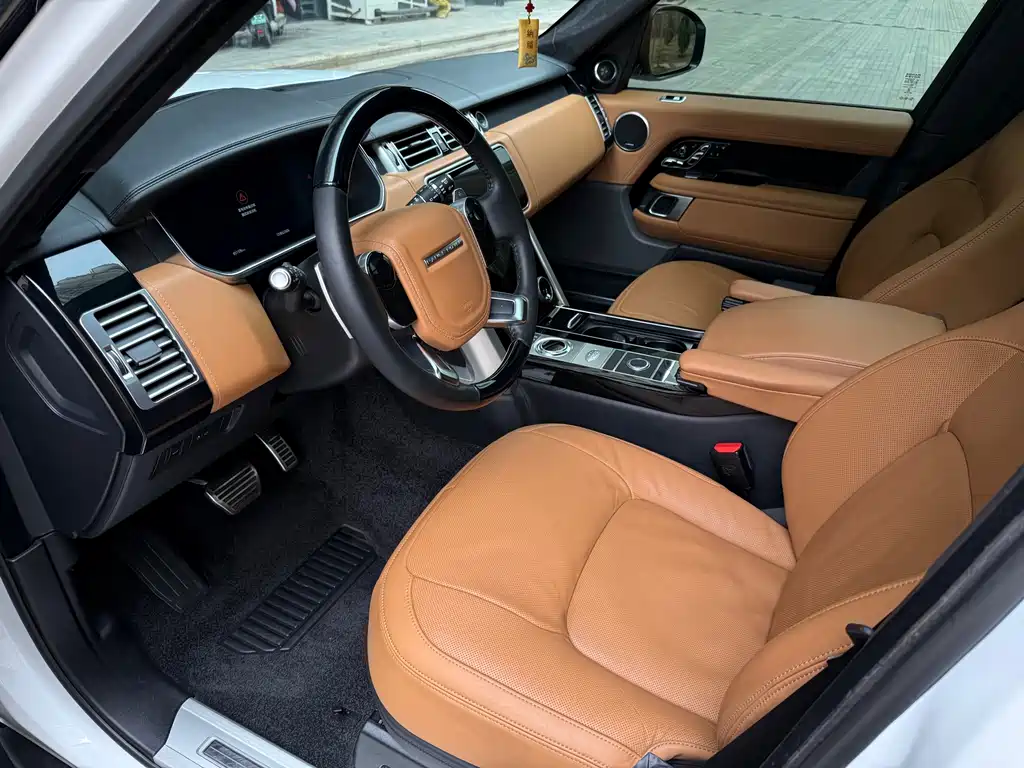 Range Rover 2022 3.0 L6 400PS Honor Creation Extended Edition купить на сайте DeffCars