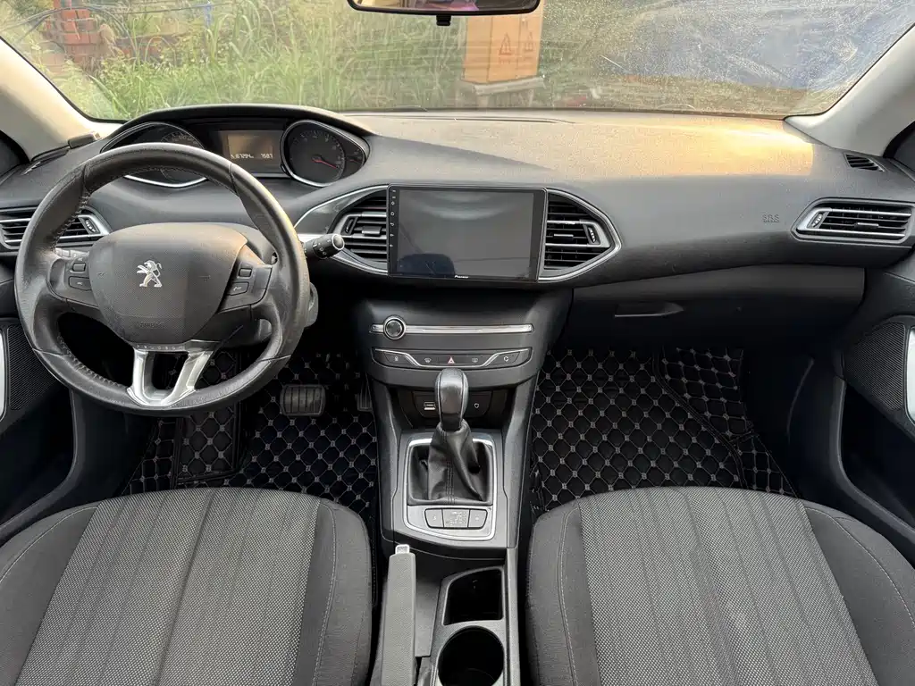 Peugeot 308S 2015 1.2T automatic Jinchi version купить на сайте DeffCars