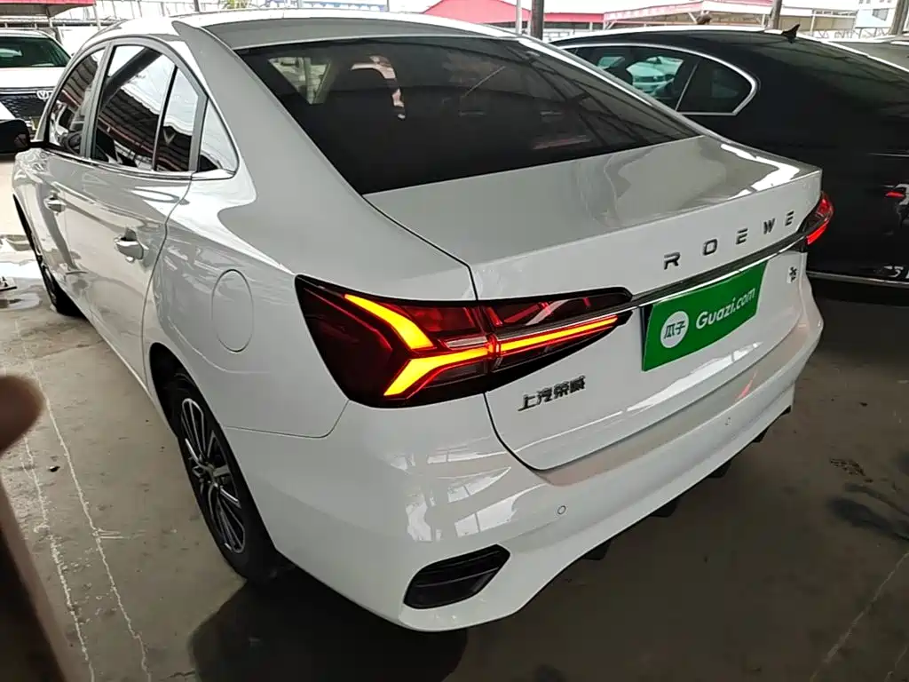 ROEWE i5 2021 facelift 1.5L CVT diamond version купить на сайте DeffCars