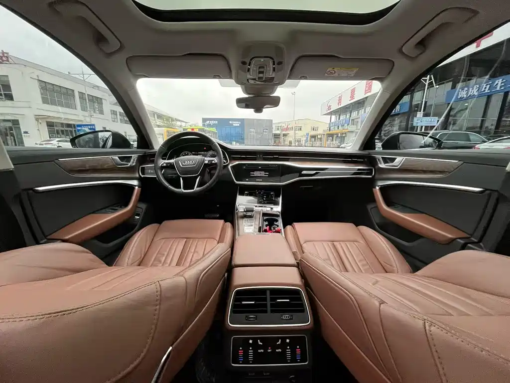 Audi A6L 2023 45 TFSI Premium Elegant Model купить на сайте DeffCars