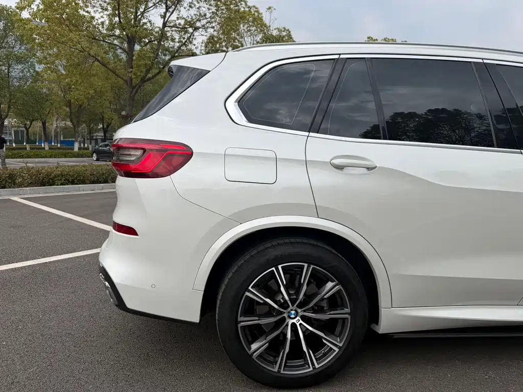 BMW X5 imported 2020 xDrive40i M sports package купить на сайте DeffCars