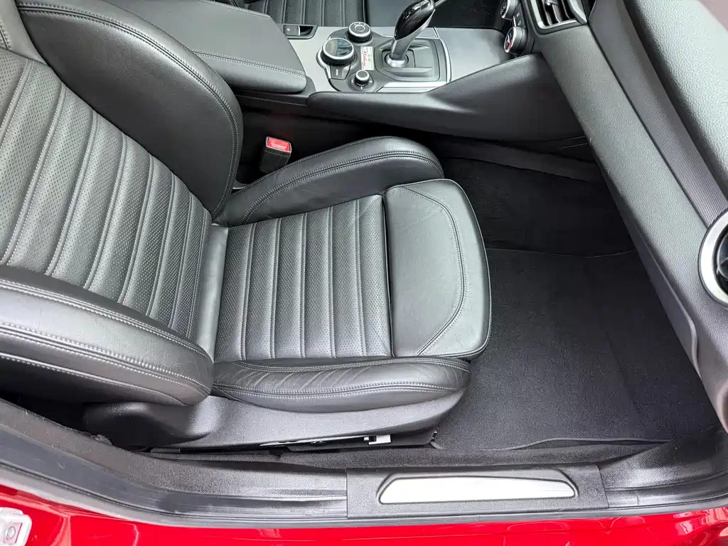 Giulia Juliet 2017 2.0T 280HP Milano Limited Edition купить на сайте DeffCars