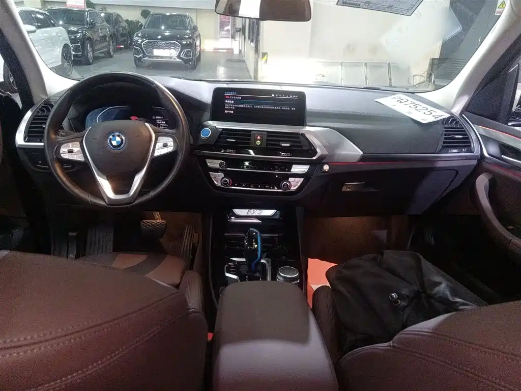 BMW iX3 2021 facelift leading model купить на сайте DeffCars
