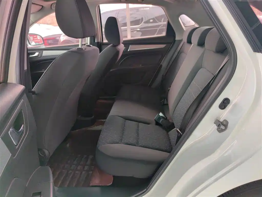 Pentium B30 2016 1.6L automatic luxury model купить на сайте DeffCars