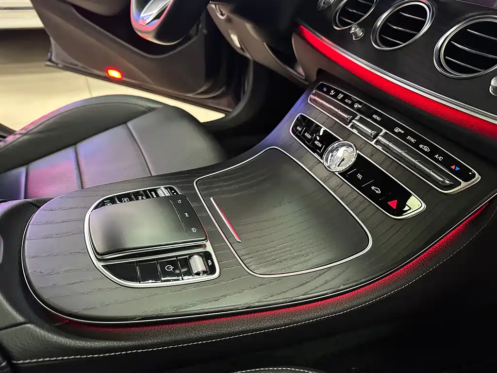 Mercedes-Benz E-Class 2020 facelift E 300 L sporty and fashionable купить на сайте DeffCars