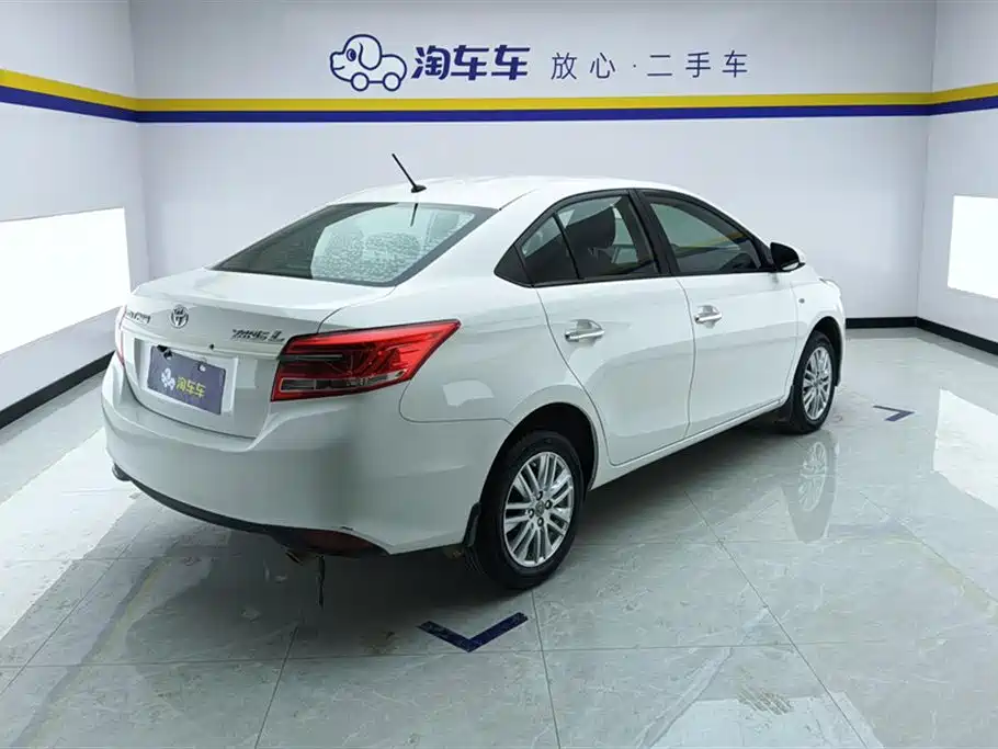 YARiS L 2017 1.5E CVT Charming Edition купить на сайте DeffCars