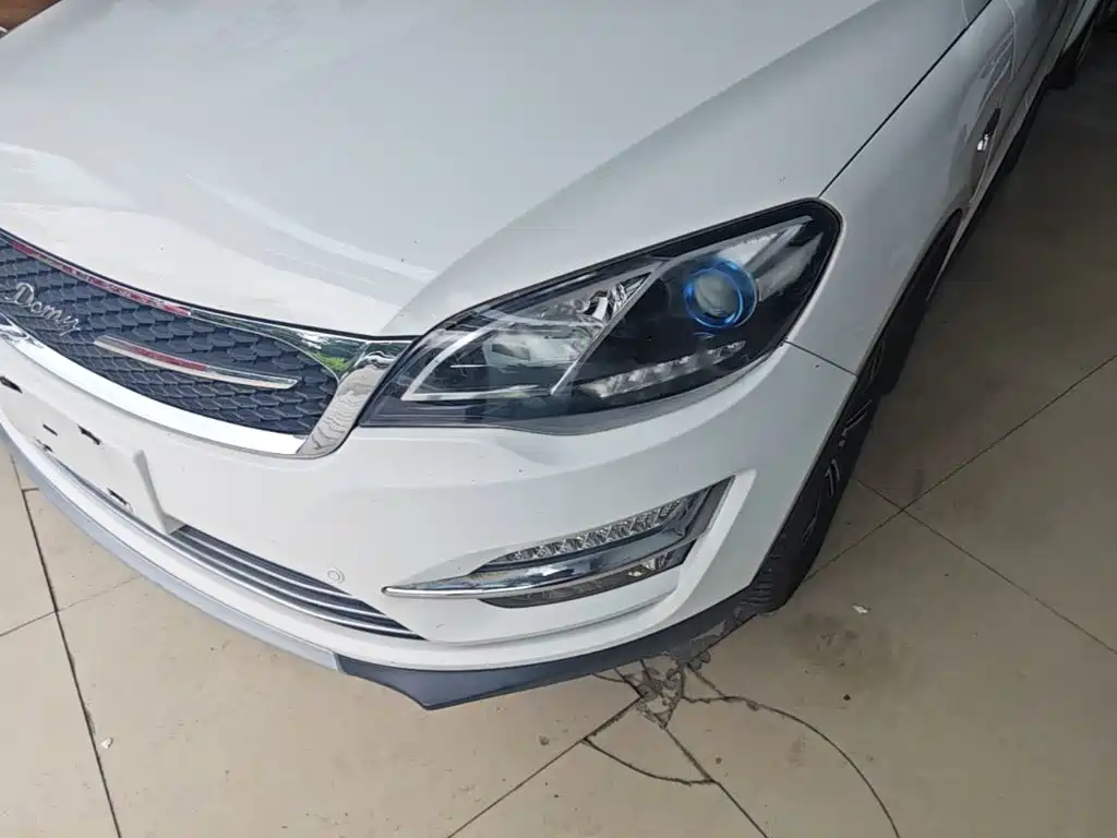 Domy X5 (Damai) 2017 upgraded version 1.5T manual exclusive type купить на сайте DeffCars