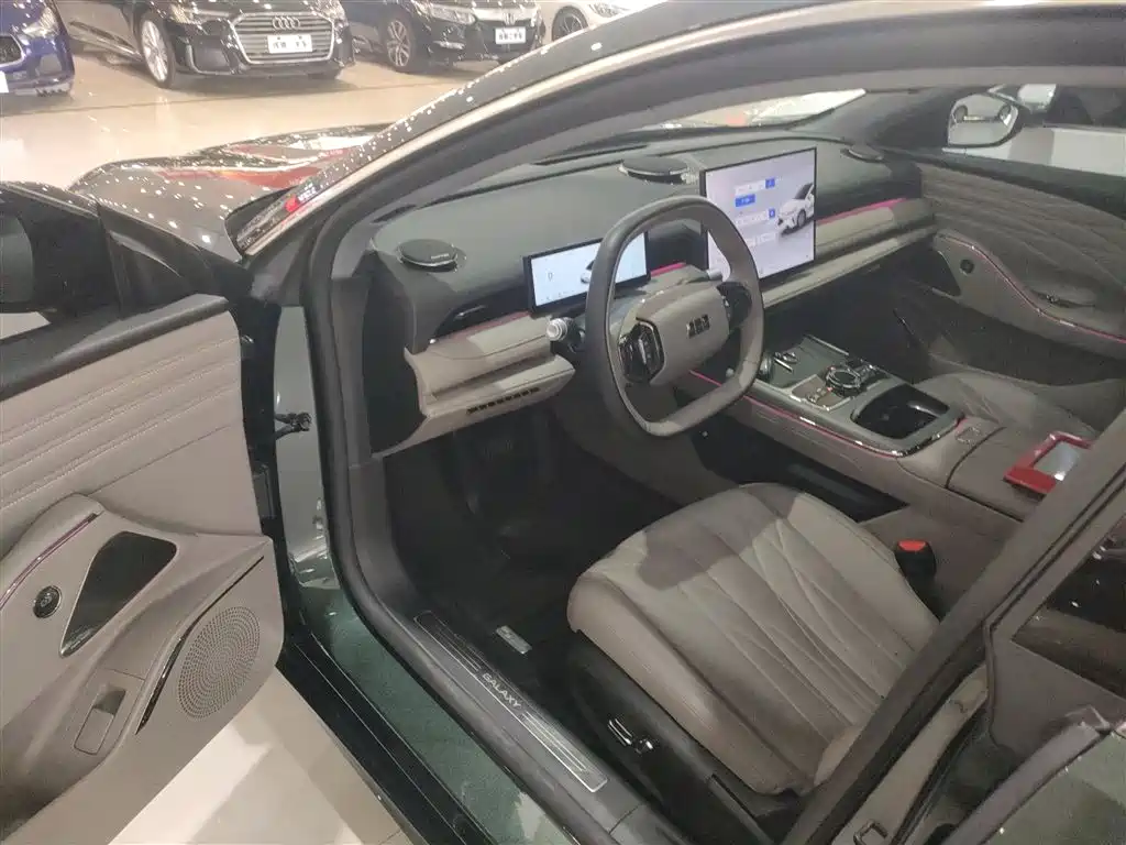 Galaxy Star 8 2025 130km EM-i Exclusive Edition купить на сайте DeffCars