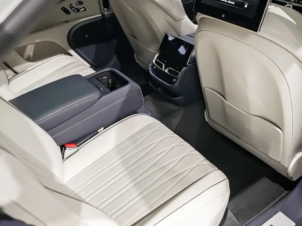 Flying Spur 2022 4.0T V8 Mulliner купить на сайте DeffCars