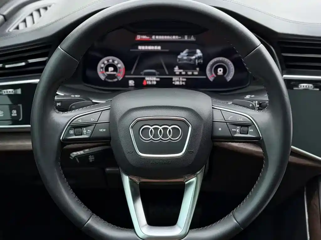Audi Q7 2020 55 TFSI quattro Black Warrior Exclusive Edition купить на сайте DeffCars