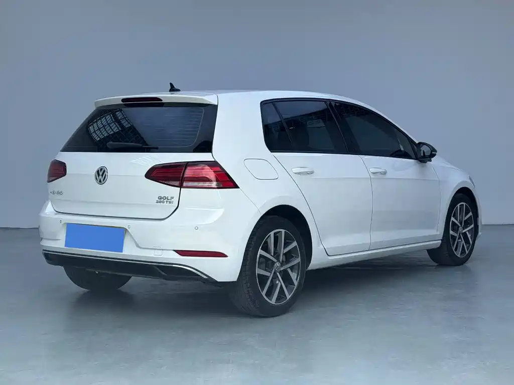 Golf 2020 Beloved Edition 280TSI DSG Comfort Type купить на сайте DeffCars