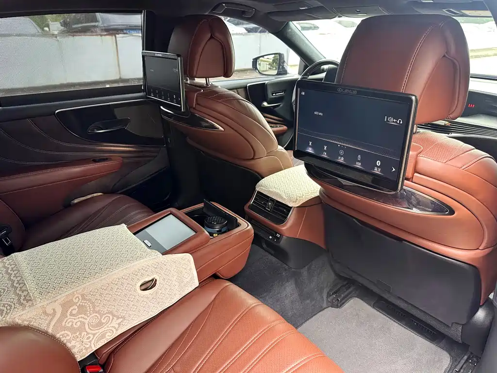 Lexus LS 2018 500h Executive Edition National V купить на сайте DeffCars