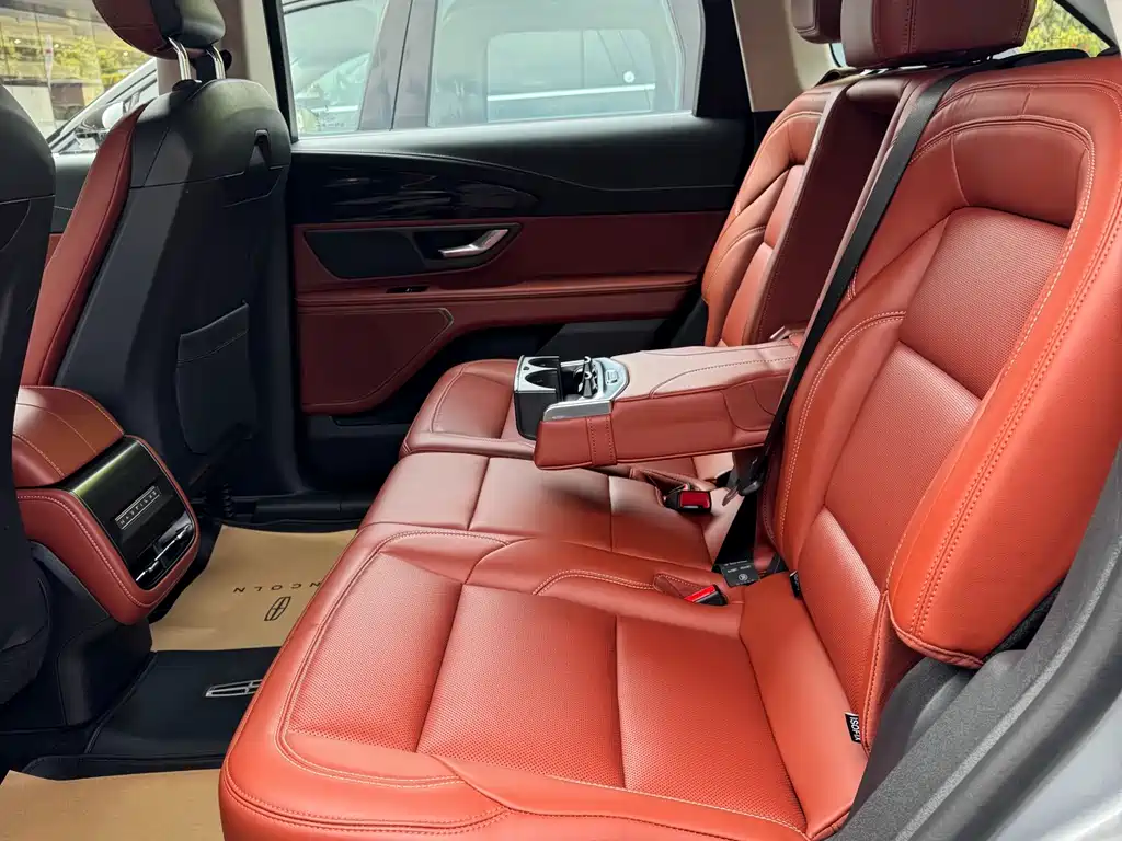 Voyager 2025 2.0T four-wheel drive Zunyi hybrid version купить на сайте DeffCars