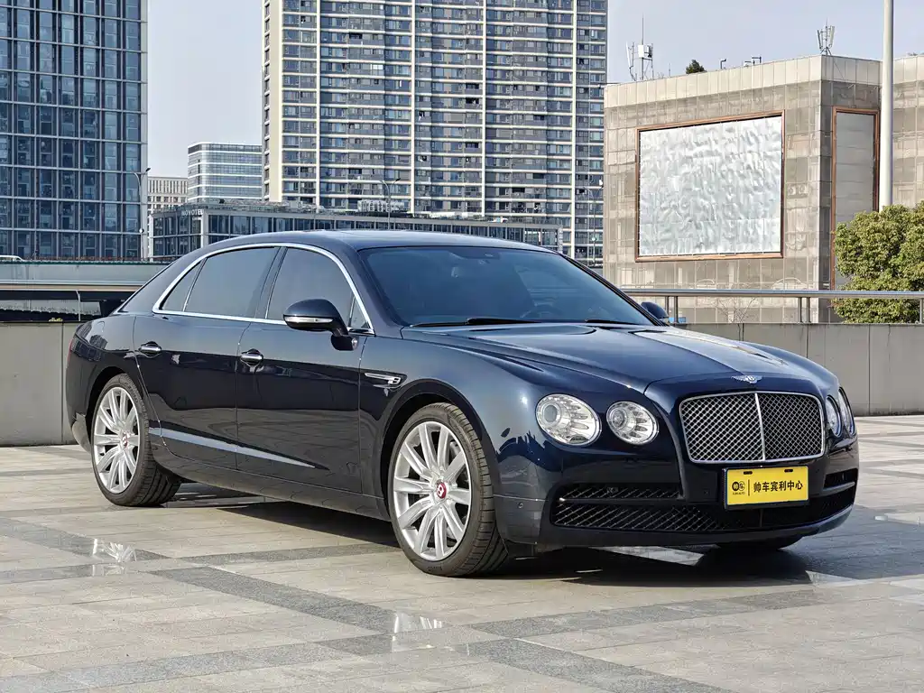 Flying Spur 2017 4.0T V8 Standard Edition купить на сайте DeffCars