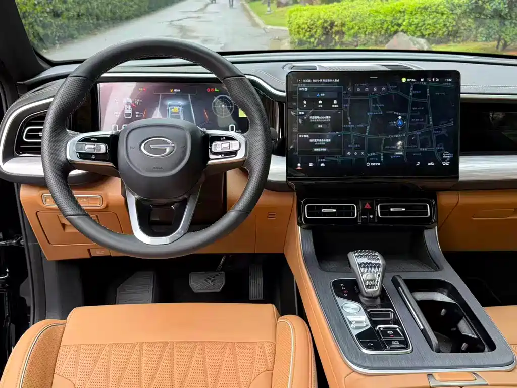 Trumpchi GS8 2025 Pilot Series 2.0TGDI two-wheel drive luxury version 5 seats купить на сайте DeffCars