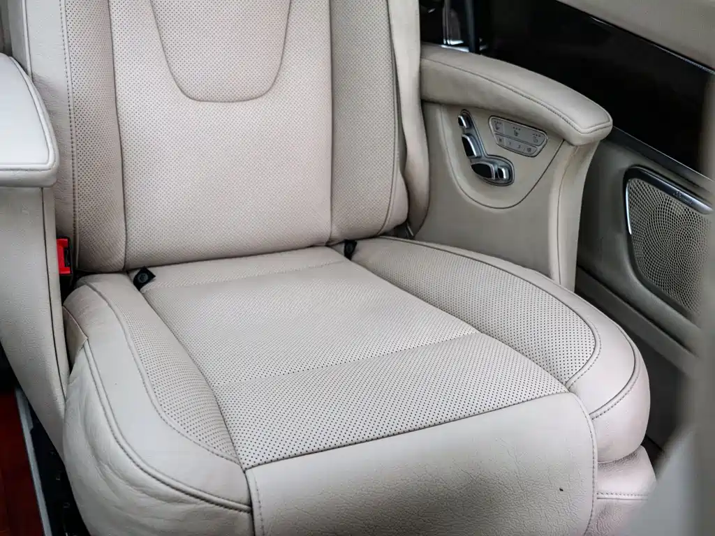 Mercedes-Benz V-Class 2016 V 260 Premium Edition купить на сайте DeffCars