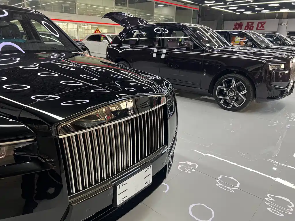 Cullinan 2024 Black Badge купить на сайте DeffCars