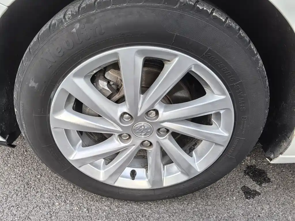 Weilan 2015 Sedan 15S Automatic Leading Type купить на сайте DeffCars