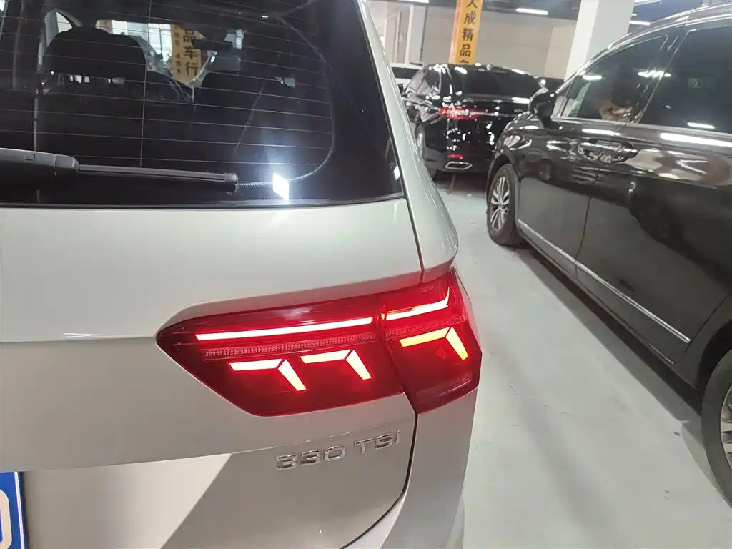 Tiguan L 2023 330TSI automatic two-wheel drive R-Line version купить на сайте DeffCars