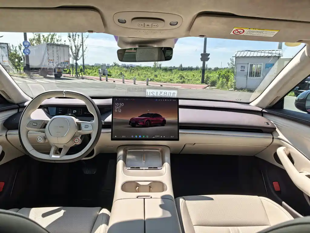 Xiaomi SU7 2026 rear drive Pro version купить на сайте DeffCars