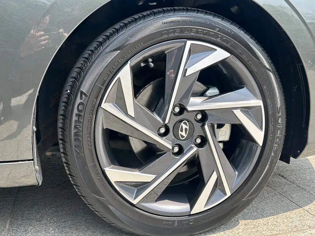 Elantra 2023 1.5L CVT GLX Elite Edition купить на сайте DeffCars