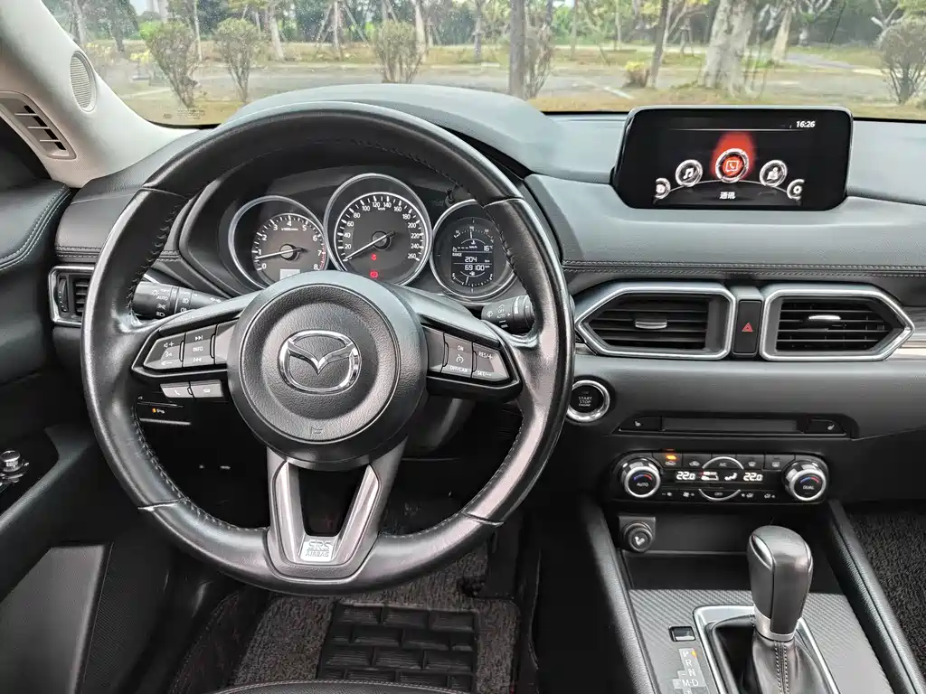 Mazda CX-5 2017 2.0L automatic two-wheel drive smart model, National V купить на сайте DeffCars