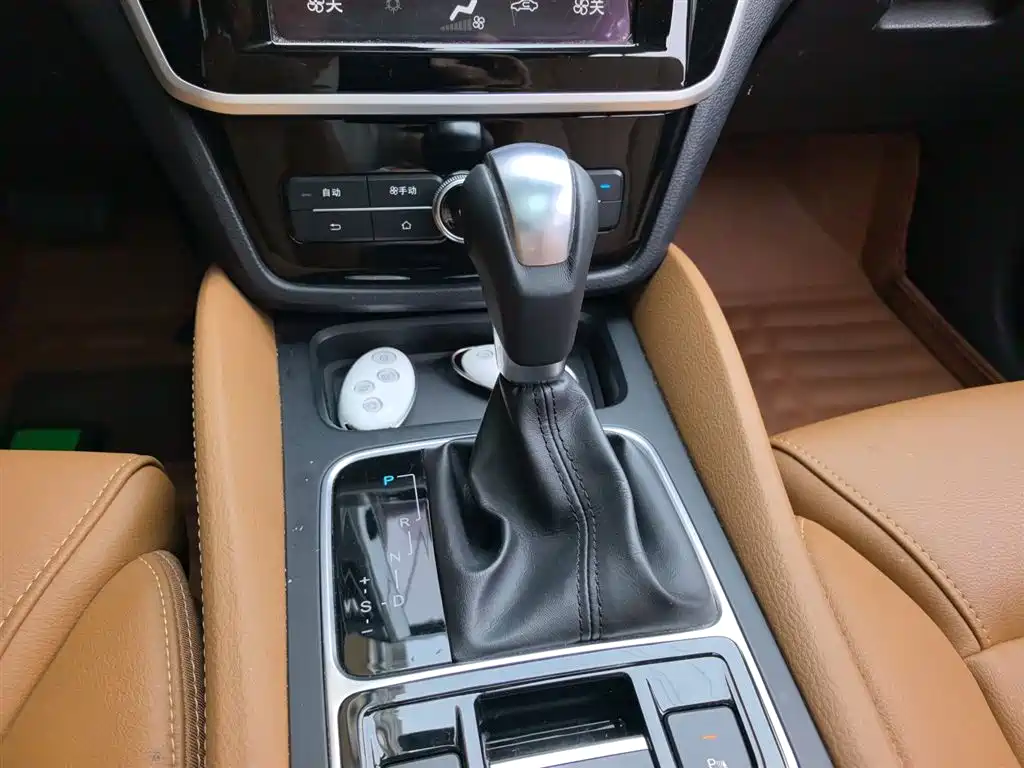 Song MAX 2018 1.5T automatic intelligent connection exclusive model 6 seats купить на сайте DeffCars