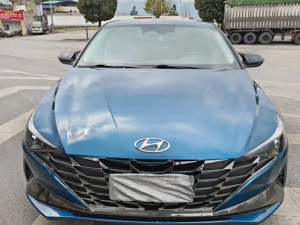 Elantra 2021 1.5L CVT LUX Premium Edition купить на сайте DeffCars