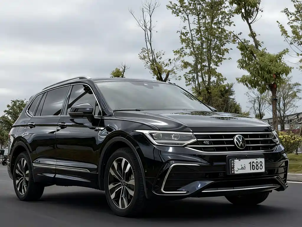Tiguan L 2023 330TSI automatic two-wheel drive R-Line version купить на сайте DeffCars