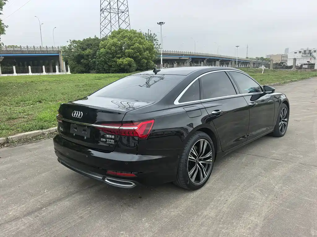 Audi A6L 2022 55 TFSI quattro exclusive dynamic model купить на сайте DeffCars