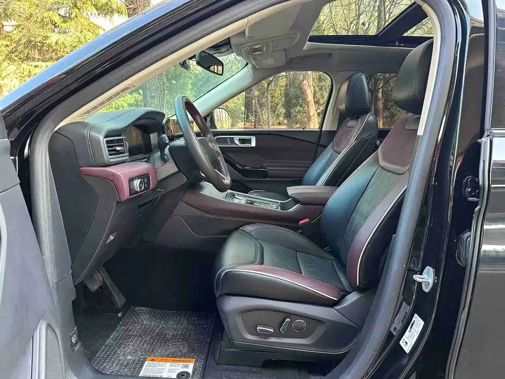 Explorer 2023 EcoBoost 285 four-wheel drive titanium version 7 seats купить на сайте DeffCars
