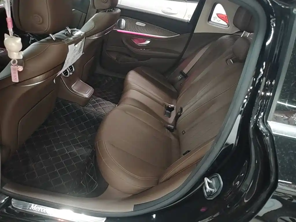 Mercedes-Benz E-Class New Energy 2022 Model 2 E 350 e L plug-in hybrid sedan купить на сайте DeffCars