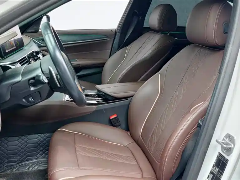 BMW 5 Series 2021 530Li Leading M Sports Package купить на сайте DeffCars