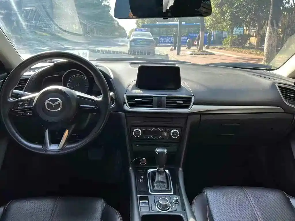 Mazda3 Angkesela 2017 sedan 1.5L automatic luxury model National V купить на сайте DeffCars