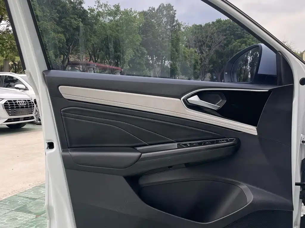 Jetta VS5 2023 280TSI automatic high-gloss enjoyment type купить на сайте DeffCars