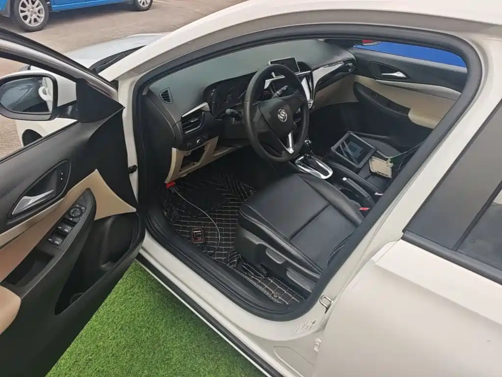 Excelle 2018 15N CVT Elite купить на сайте DeffCars