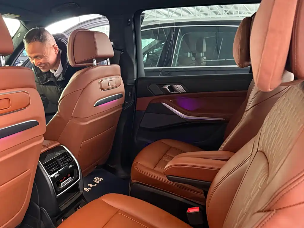 BMW X7 2023 xDrive40i Exclusive M Sports Package купить на сайте DeffCars