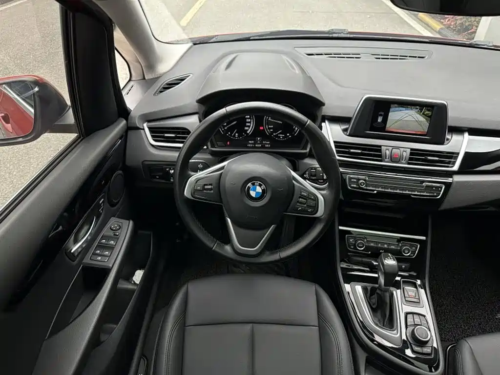 BMW 2 Series Touring 2019 218i Leading Model купить на сайте DeffCars