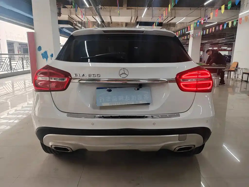 Mercedes-Benz GLA 2016 GLA 200 Fashion Model купить на сайте DeffCars